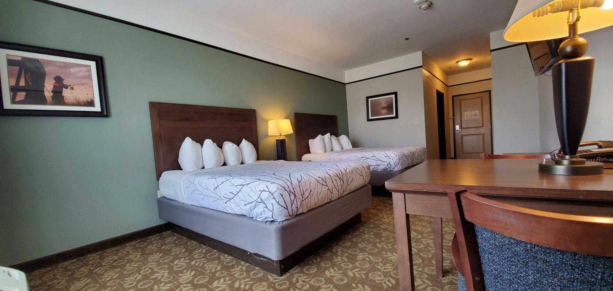 Western At Fork Inn&suites Hotel