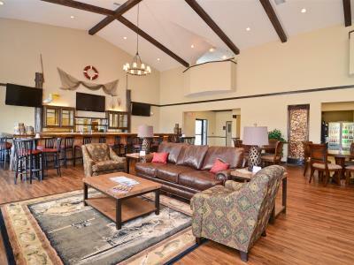Hotel Western At Fork Inn&suites 3*