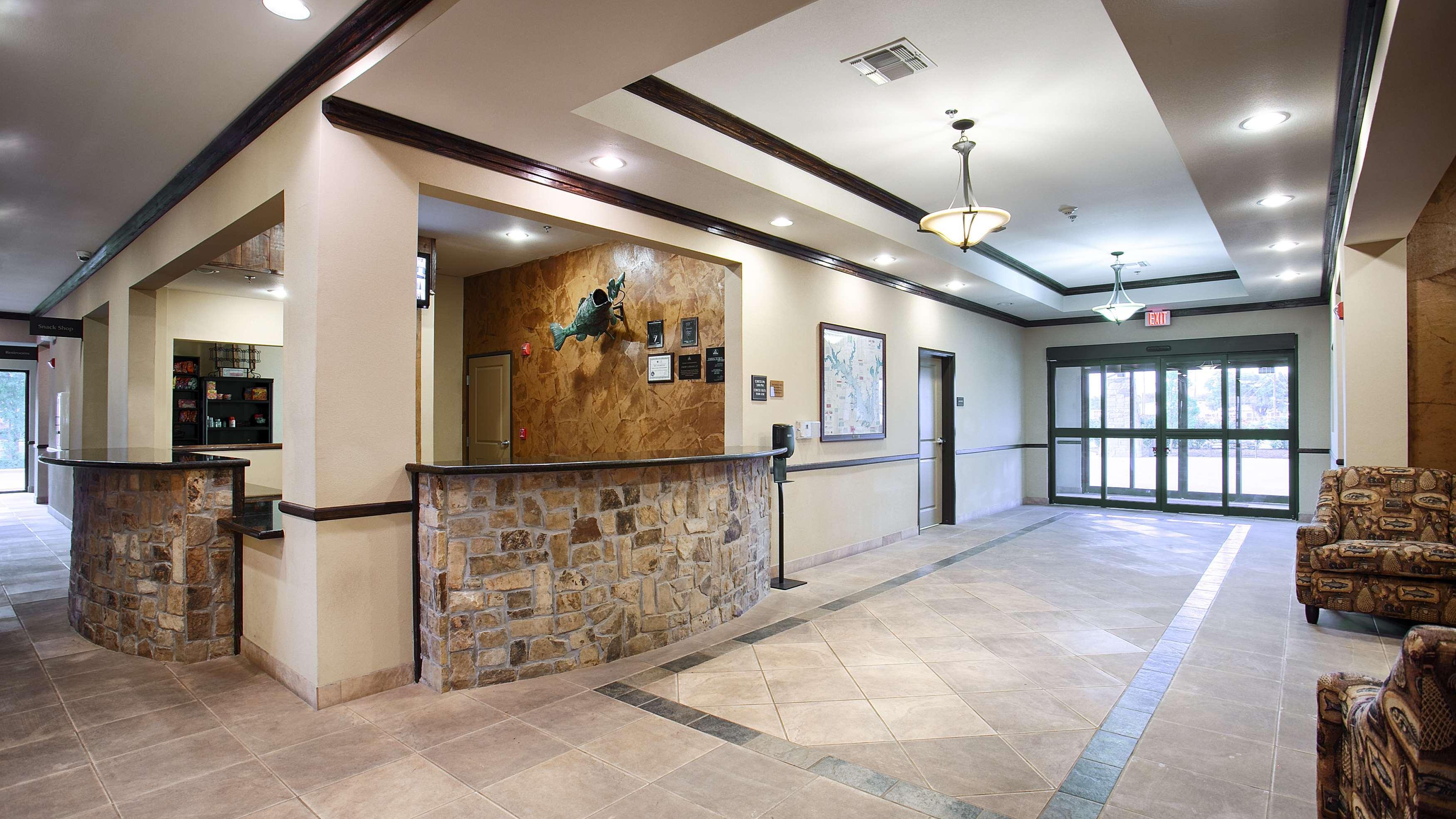 Hotel Western At Fork & 3*