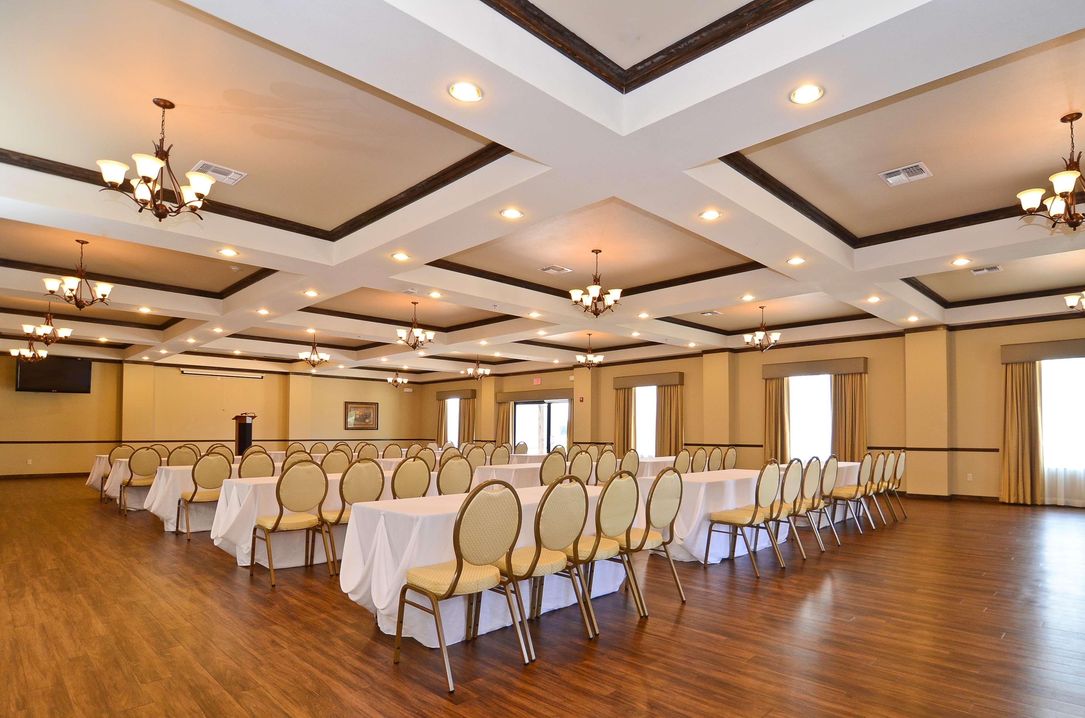 Hotel Western At Fork &